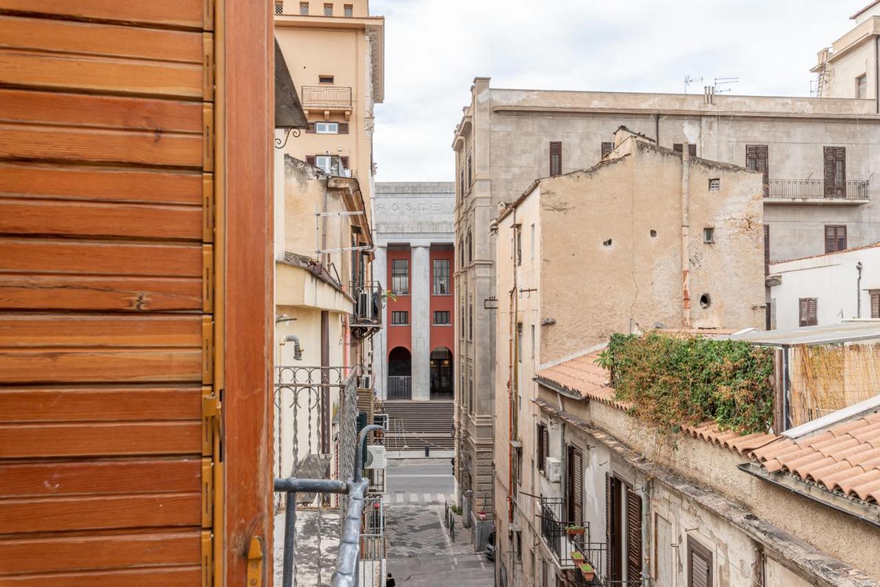 Casa Valverde In Centro Storico By Wonderful Italy 巴勒莫 外观 照片